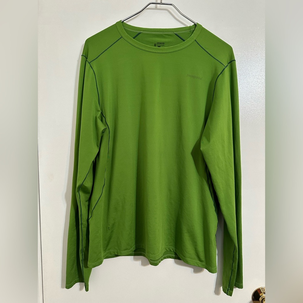 PATAGONIA Mid Weight Base Layer Long Sleeve Green Top